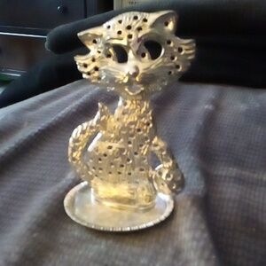 Silver Cat Earring Holder For Pierced Earrings Dresser Bathroom Vanity